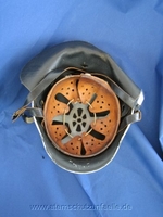 DIN-Helm mit Kunststoffeinsatz